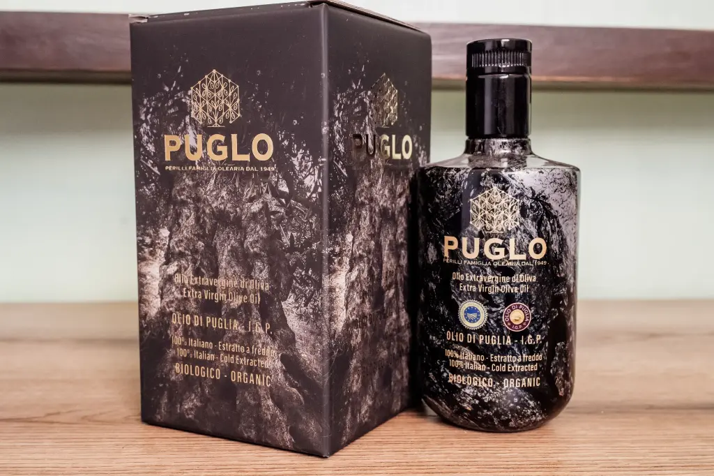 PUGLO E SCATOLA.webp